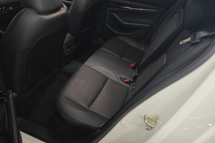 Used Mazda 3 Axela 2023 2.0L Automatic Zhiya Edition Left Rear Seat