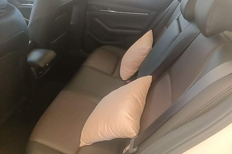 Used Mazda 3 Axela 2023 2.0L Automatic Zhiyao Edition Left Rear Seat