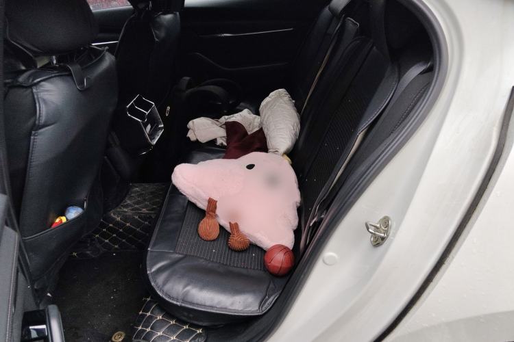 Used Mazda 3 Axela 2023 2.0L Automatic ZhiXuan Edition Left Rear Seat