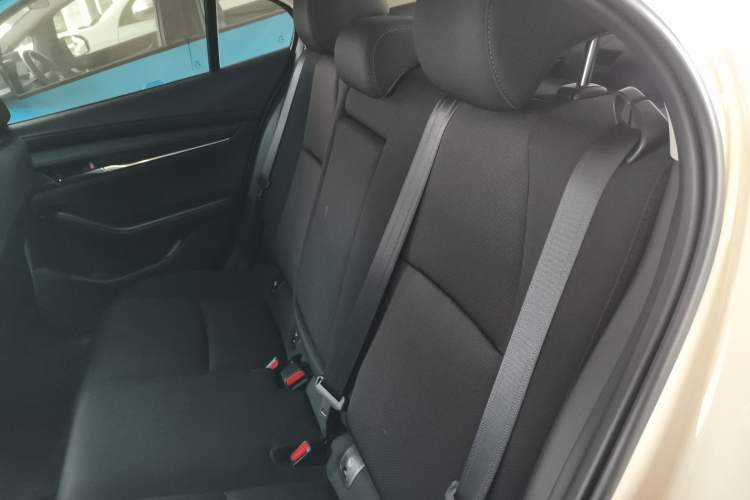 Used Mazda 3 Axela 2023 2.0L Automatic ZhiXuan Edition Left Rear Seat