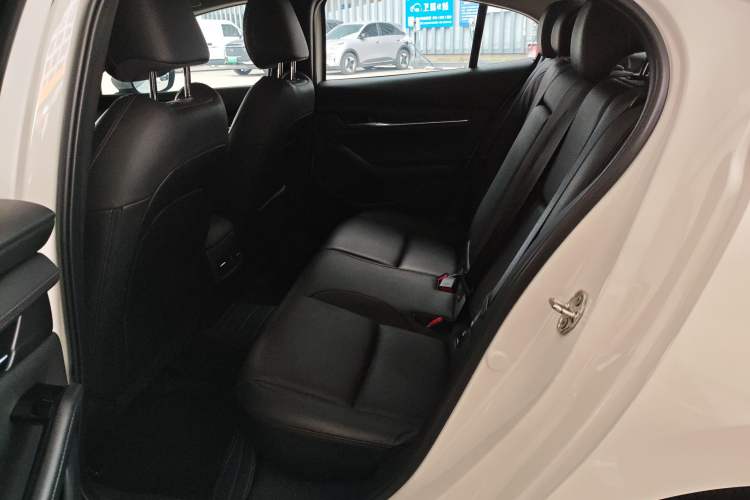 Used Mazda 3 Axela 2023 2.0L Automatic Zhiqing Edition Left Rear Seat