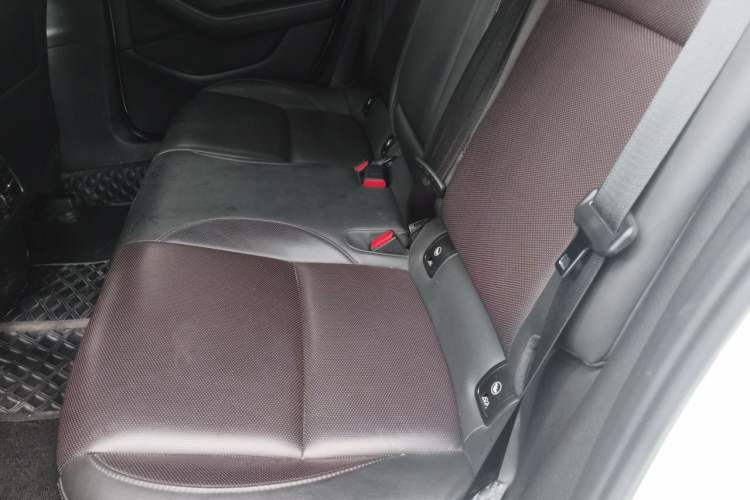 Used Mazda 3 Axela 2023 2.0L Automatic Zhiya Edition Left Rear Seat