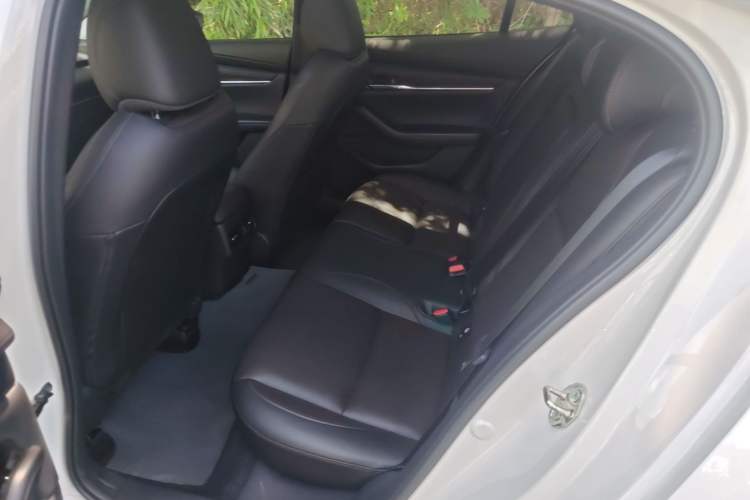 Used Mazda 3 Axela 2023 2.0L Automatic Zhiya Edition Left Rear Seat