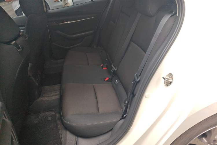 Used Mazda 3 Axela 2023 2.0L Automatic Zhiqing Edition Left Rear Seat
