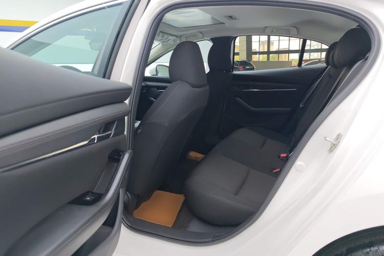 Used Mazda 3 Axela 2023 2.0L Automatic ZhiXuan Edition Left Rear Seat