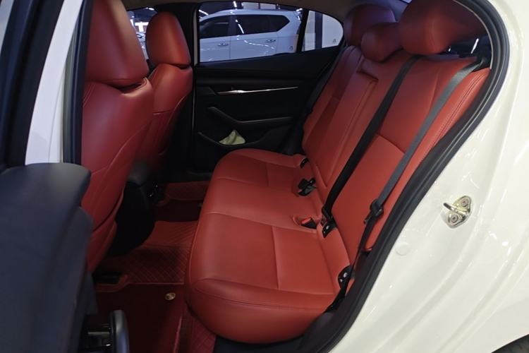 Used Mazda 3 Axela 2023 2.0L Automatic ZhiXuan Edition Left Rear Seat