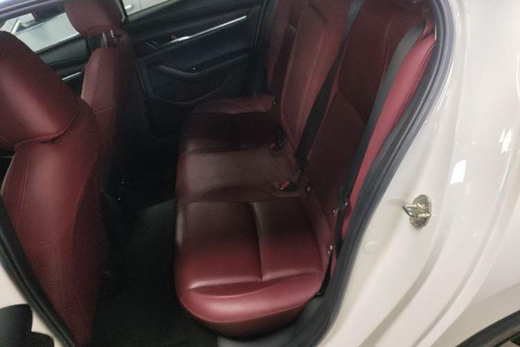 Used Mazda 3 Axela 2023 2.0L Automatic Zhiya Edition Left Rear Seat