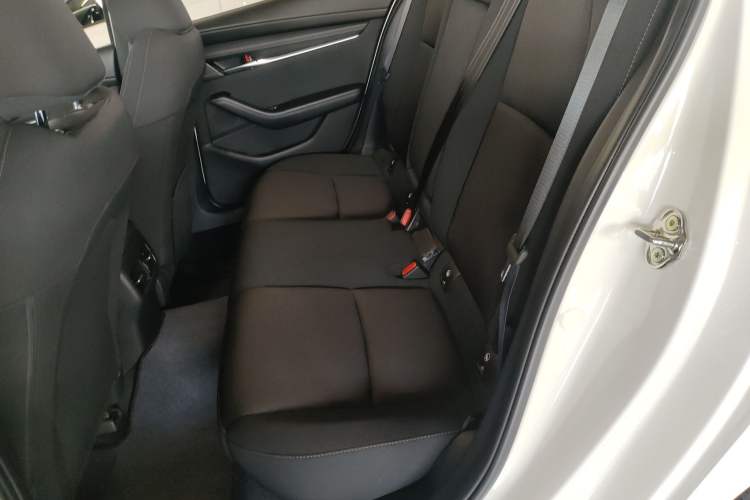 Used Mazda 3 Axela 2023 2.0L Automatic ZhiXuan Edition Left Rear Seat