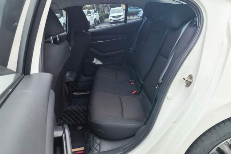 Used Mazda 3 Axela 2023 2.0L Automatic Zhiqing Edition Left Rear Seat