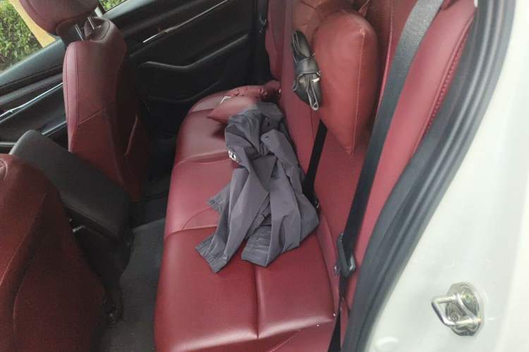 Used Mazda 3 Axela 2023 2.0L Automatic Zhiyao Edition Left Rear Seat