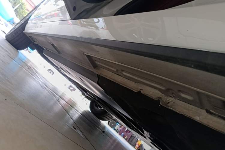 Used Mazda 3 Axela 2023 2.0L Automatic Zhiqing Edition Left Side Sill