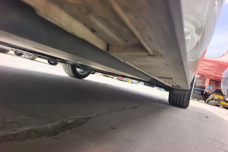 Used Mazda 3 Axela 2023 2.0L Automatic ZhiZhen Edition Left Side Sill