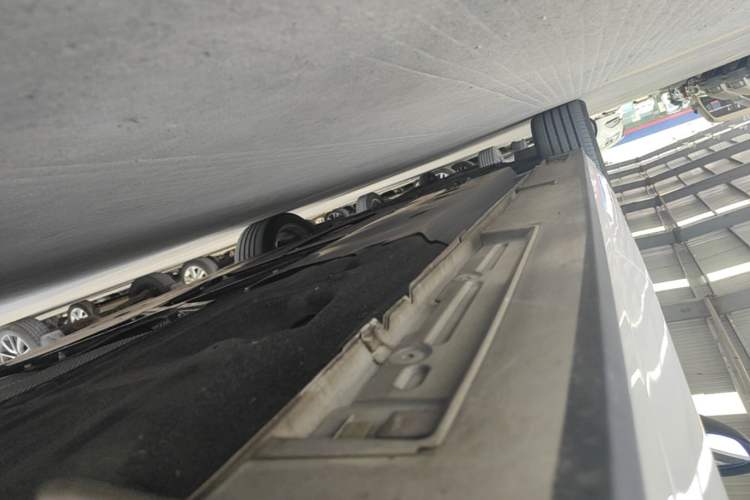 Used Mazda 3 Axela 2023 2.0L Automatic ZhiXuan Edition Left Side Sill