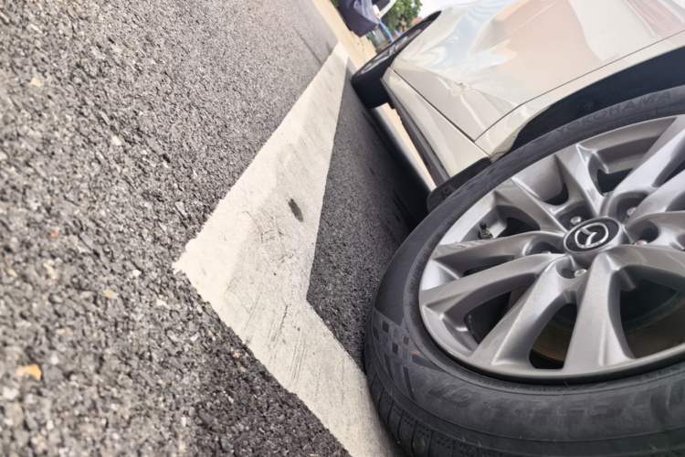 Used Mazda 3 Axela 2023 2.0L Automatic Zhiqing Edition Left Side Sill