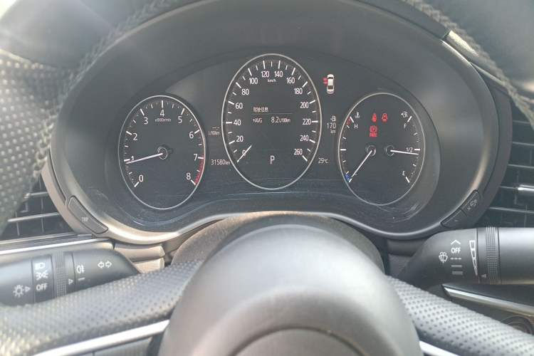 Used Mazda 3 Axela 2023 2.0L Automatic Zhiqing Edition Odometer Close Up