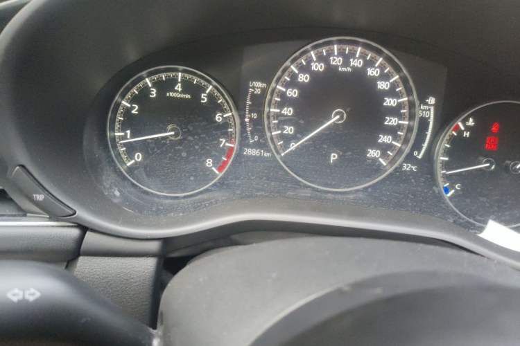 Used Mazda 3 Axela 2023 2.0L Automatic Zhiqing Edition Odometer Close Up