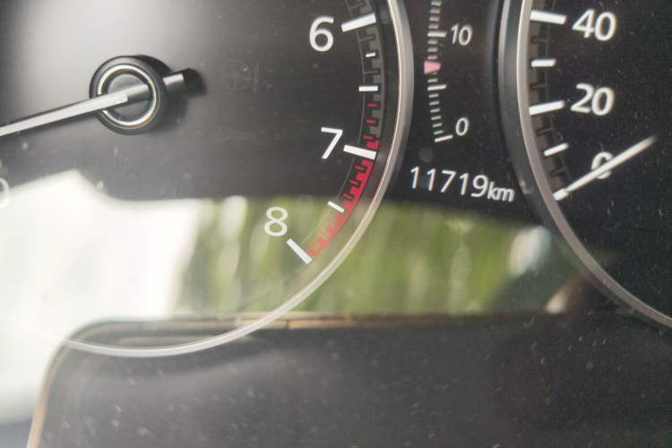 Used Mazda 3 Axela 2023 1.5L Manual ZhiMei Edition Odometer Close Up