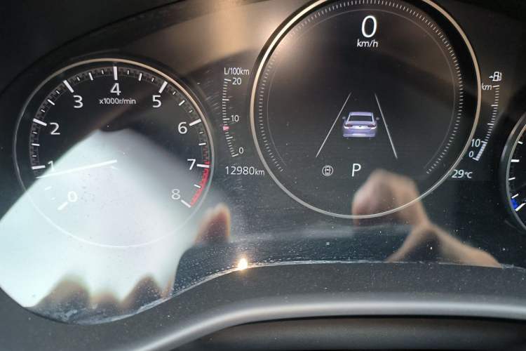 Used Mazda 3 Axela 2023 2.0L Automatic ZhiZhen Edition Odometer Close Up