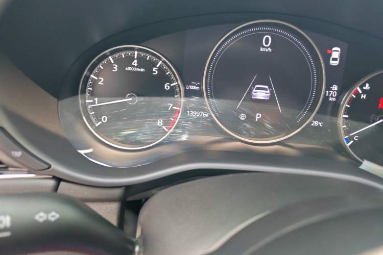 Used Mazda 3 Axela 2023 2.0L Automatic Zhiyao Edition Odometer Close Up
