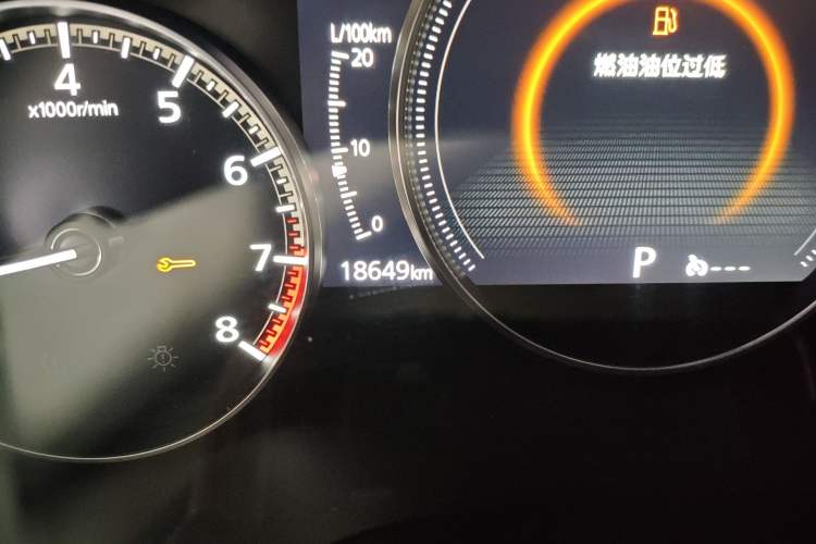 Used Mazda 3 Axela 2023 2.0L Automatic Zhiqing Edition Odometer Close Up