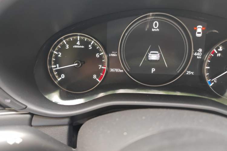 Used Mazda 3 Axela 2023 2.0L Automatic Zhiqing Edition Odometer Close Up