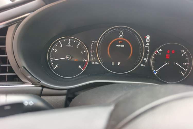 Used Mazda 3 Axela 2023 2.0L Automatic Zhiyao Edition Odometer Close Up