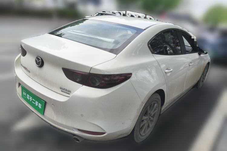 Used Mazda 3 Axela 2023 1.5L Manual ZhiMei Edition Rear Right 45 Deg