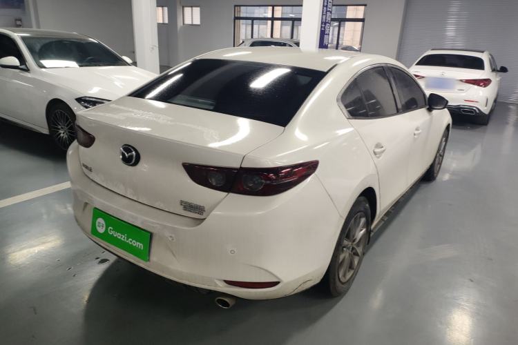 Used Mazda 3 Axela 2023 1.5L Manual ZhiMei Edition Rear Right 45 Deg