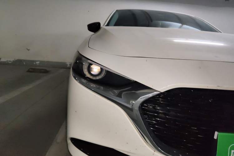 Used Mazda 3 Axela 2023 2.0L Automatic Zhiyao Edition Right Front Headlight