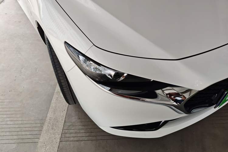 Used Mazda 3 Axela 2023 2.0L Automatic Zhiqing Edition Right Front Headlight