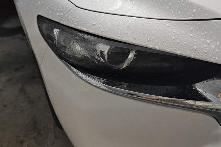 Used Mazda 3 Axela 2023 2.0L Automatic ZhiZhen Edition Right Front Headlight
