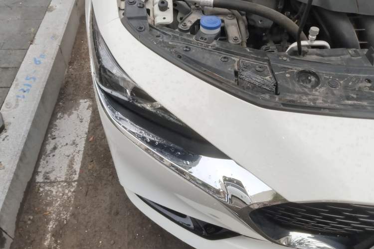 Used Mazda 3 Axela 2023 2.0L Automatic ZhiXuan Edition Right Front Headlight