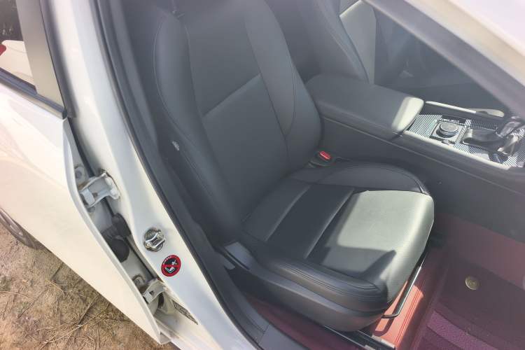 Used Mazda 3 Axela 2023 2.0L Automatic Zhiqing Edition Right Front Seat