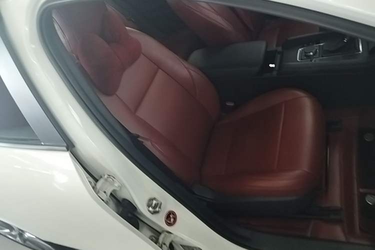 Used Mazda 3 Axela 2023 2.0L Automatic Zhiya Edition Right Front Seat