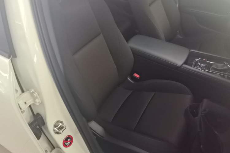 Used Mazda 3 Axela 2023 2.0L Automatic ZhiXuan Edition Right Front Seat