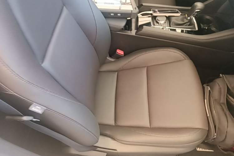 Used Mazda 3 Axela 2023 2.0L Automatic Zhiyao Edition Right Front Seat