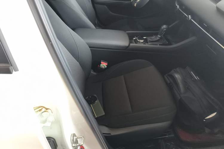 Used Mazda 3 Axela 2023 2.0L Automatic ZhiXuan Edition Right Front Seat