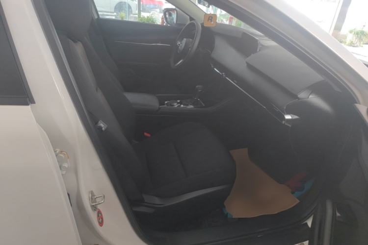 Used Mazda 3 Axela 2023 2.0L Automatic ZhiXuan Edition Right Front Seat