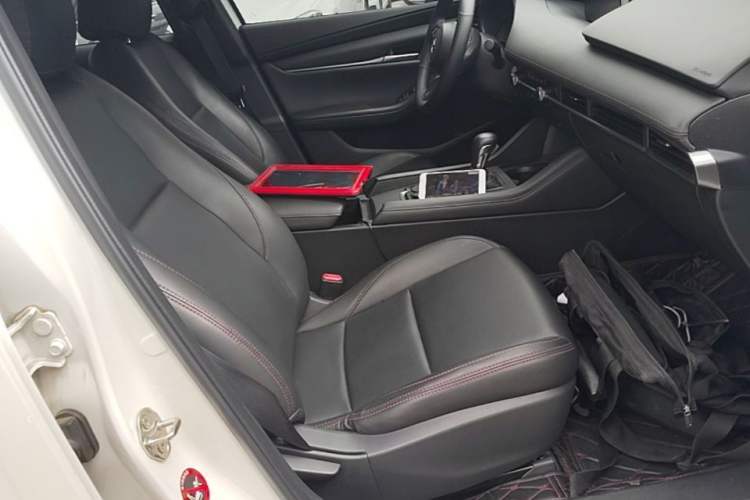 Used Mazda 3 Axela 2023 2.0L Automatic Zhiqing Edition Right Front Seat