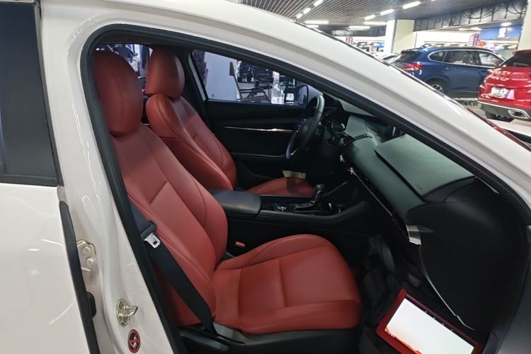 Used Mazda 3 Axela 2023 2.0L Automatic ZhiXuan Edition Right Front Seat