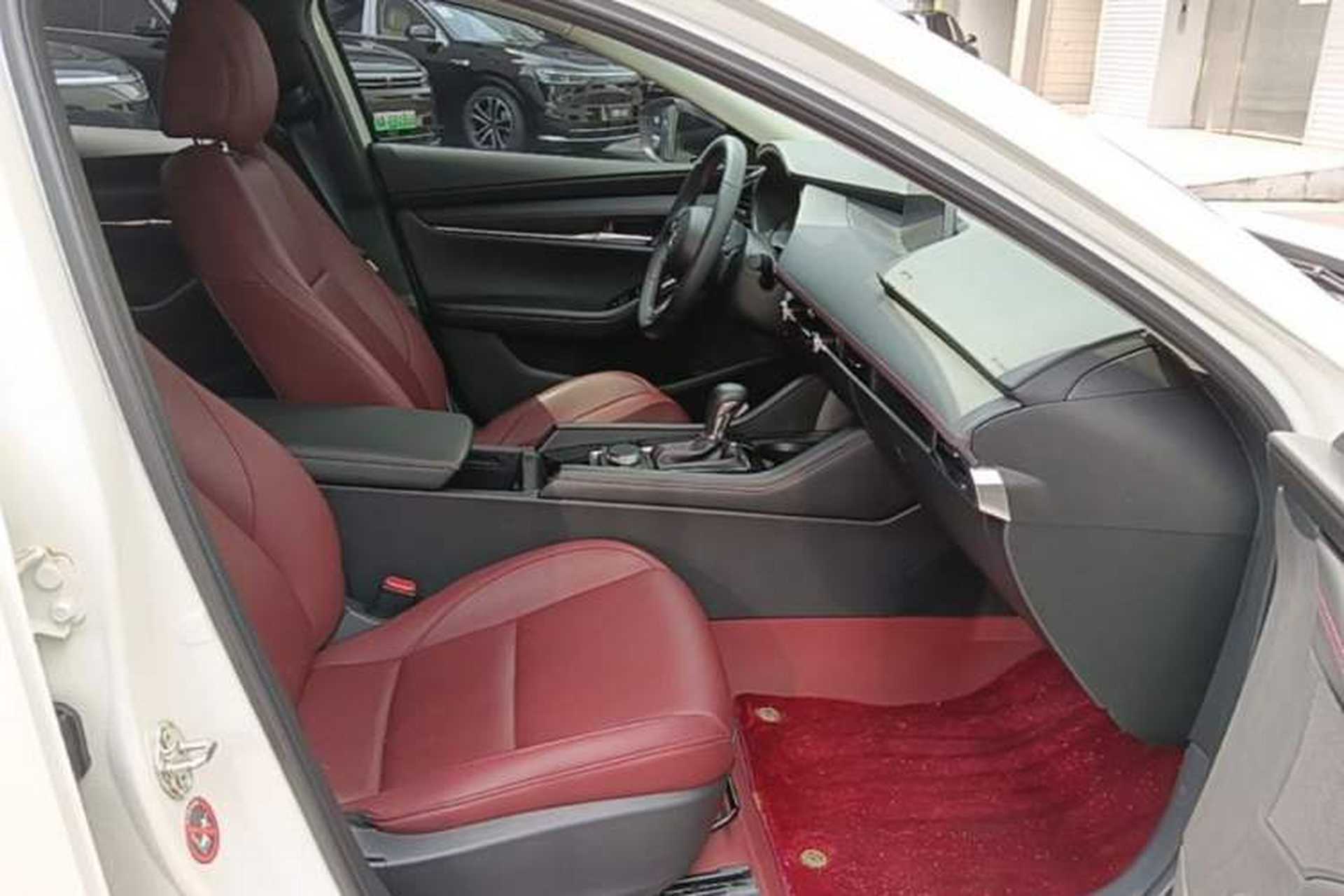 Used Mazda 3 Axela 2023 2.0L Automatic ZhiZhen Edition Right Front Seat