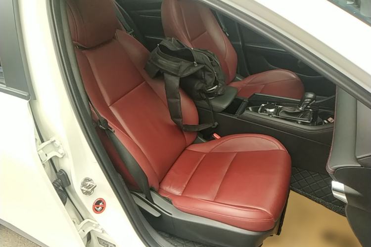 Used Mazda 3 Axela 2023 2.0L Automatic ZhiZhen Edition Right Front Seat