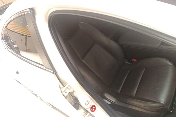 Used Mazda 3 Axela 2023 2.0L Automatic Zhiya Edition Right Front Seat