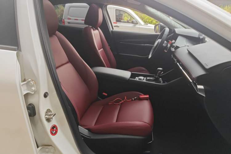Used Mazda 3 Axela 2023 2.0L Automatic ZhiZhen Edition Right Front Seat