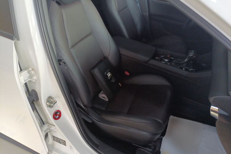 Used Mazda 3 Axela 2023 2.0L Automatic Zhiyao Edition Right Front Seat