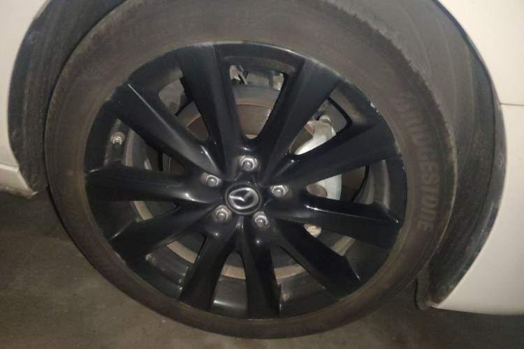 Used Mazda 3 Axela 2023 2.0L Automatic Zhiyao Edition Right Front Wheel Hub