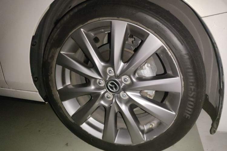 Used Mazda 3 Axela 2023 2.0L Automatic ZhiZhen Edition Right Front Wheel Hub