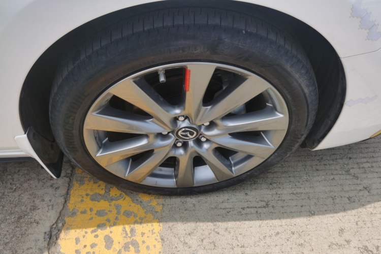 Used Mazda 3 Axela 2023 2.0L Automatic Zhiya Edition Right Front Wheel Hub