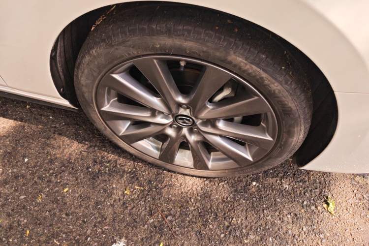 Used Mazda 3 Axela 2023 2.0L Automatic Zhiyao Edition Right Front Wheel Hub