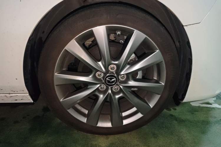 Used Mazda 3 Axela 2023 2.0L Automatic ZhiZhen Edition Right Front Wheel Hub